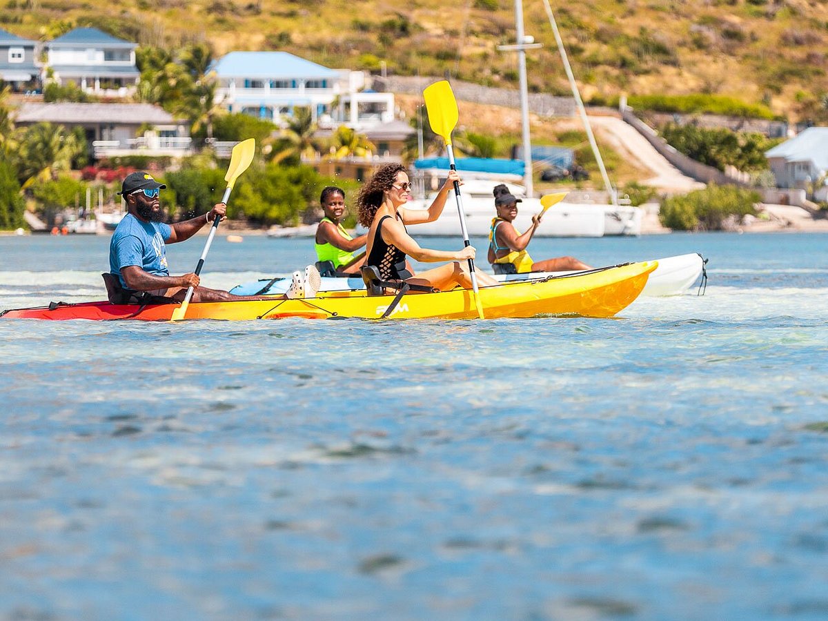 Kayaking y Deportes Acuáticos